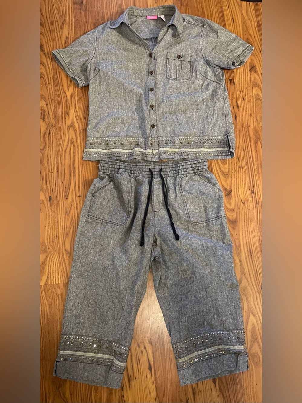 Cappagello Gray linen blend matching two piece outfit embellished sequins beads